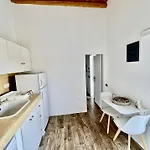 Siesta Cycladic Elegance With Castle View Case de vacanță *