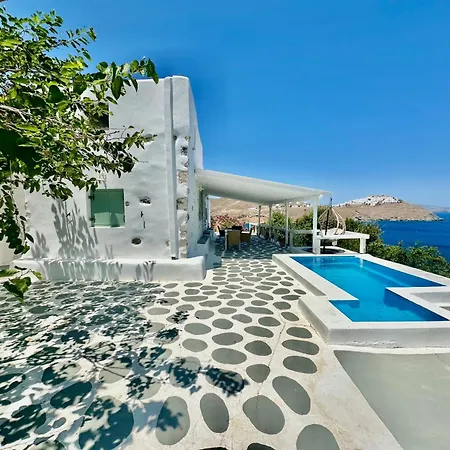 Siesta Cycladic Elegance With Castle View Сasa de vacaciones *