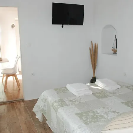 Siesta Cycladic Elegance With Castle View