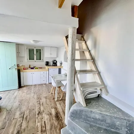 Siesta Villas Sleeps 4 Pool Near Tzanaki Beach *