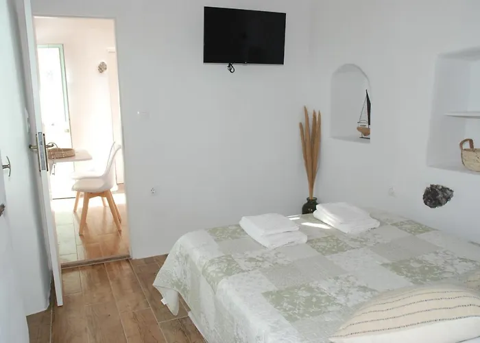 Siesta Cycladic Elegance With Castle View