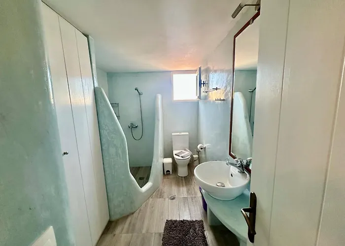 Siesta Cycladic Elegance With Castle View