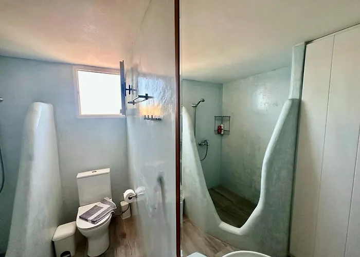 Siesta Cycladic Elegance With Castle View بيت للعطل